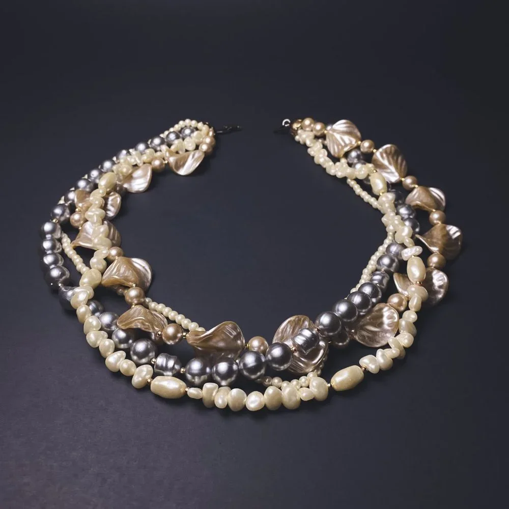 Vintage White Grey Mixed Faux Pearl Chunky Beaded Mutli Strand Collar Necklace - Picture 2 of 12